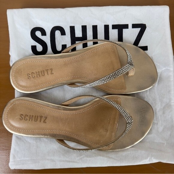 Schutz Women’s Rhinestone Flat Thong Sandals - Size 6.5M - Picture 2 of 4